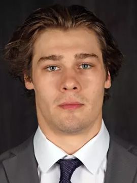 Mason Poolman headshot