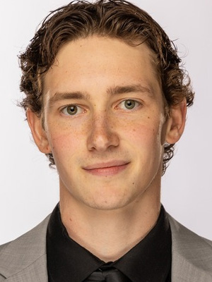 Holden Doell headshot