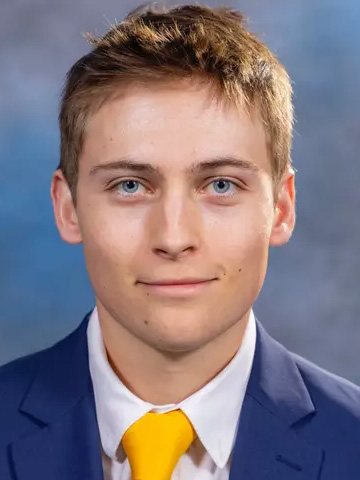 Peyton Platter headshot