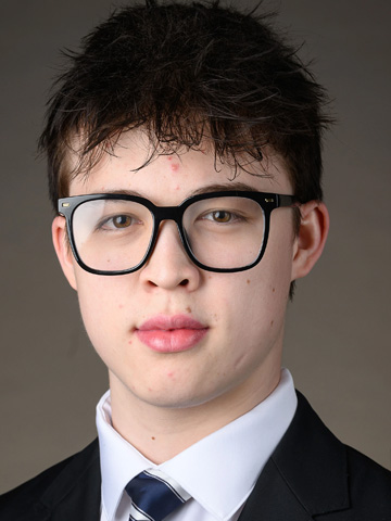 Nicholas DeGraves headshot