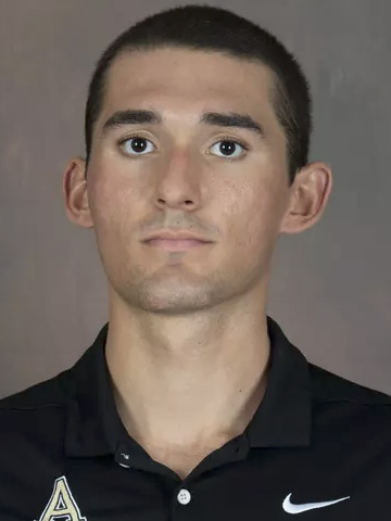 Noah Alvarez headshot