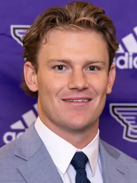 Devon Carlstrom headshot