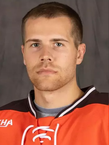 Adam Schankula headshot