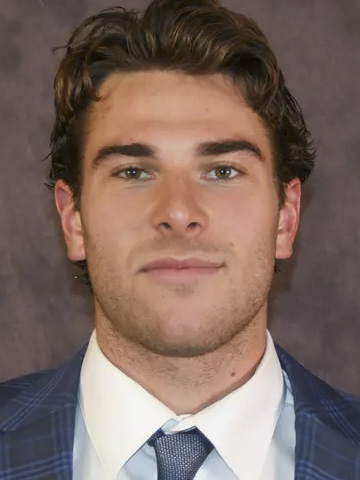 Ocean Wallace headshot