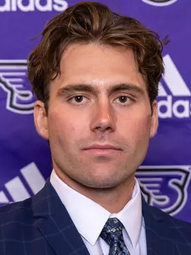 Henri Schreifels headshot